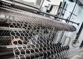 Αγορά Εξαγωνικό δίκτυο χάλυβα πλέγματος 51m/H Gabion που κατασκευάζει τη μηχανή σε απευθείας σύνδεση κατασκευή